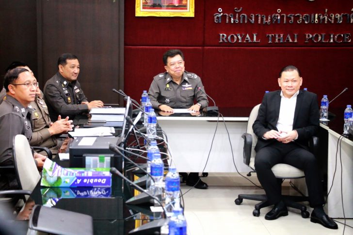 “สันธนะ”พบบิ๊กตร.ให้ข้อมูล”เจ๊ ชุมพร”โยงแก๊งบังฟัต ปัดสร้างกระแส ตร.ยันทำตามหลักฐาน