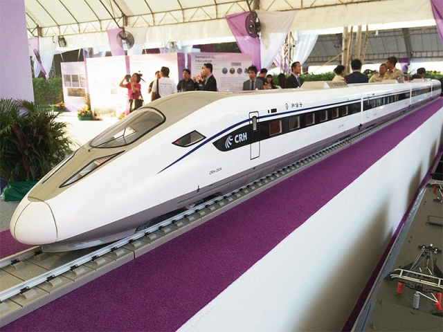 ครม.ไฟเขียวรถไฟไทย-จีน “บิ๊กตู่”ปลื้มไฮสปีดเทรนสายแรก เคาะราคา “กทม.- โคราช” แค่ 535 บาท