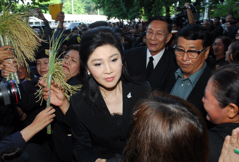 รถตู้ลำปางแห่คืนมัดจำ ไม่รับพาคนไปให้กำลังใจ “ยิ่งลักษณ์” 25 ส.ค. กลัวมีความผิด