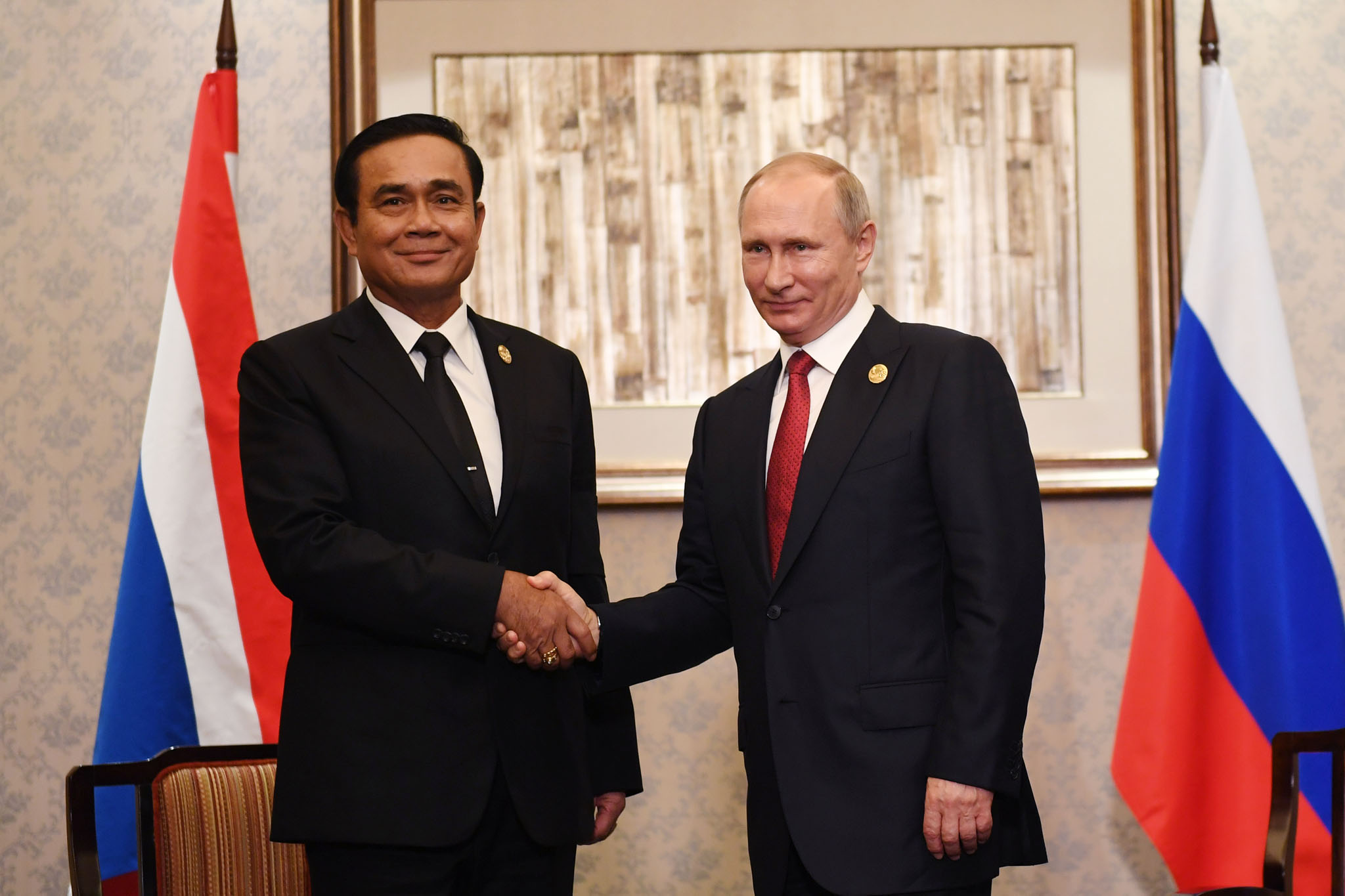 ‘บิ๊กตู่’ปลื้มผลหารือผู้นำ BRICS วอนอย่าเพ่งเล็งถก‘จีน-รัสเซีย’เฉพาะซื้ออาวุธ ลั่นทำเต็มที่ให้นานาประเทศยอมรับไทย