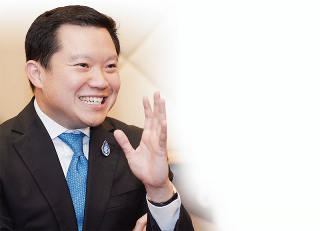 “ฐาปน” ลุยธุรกิจสื่อเต็มสูบ ถือหุ้นใหญ่ช่องจีเอ็มเอ็ม25
