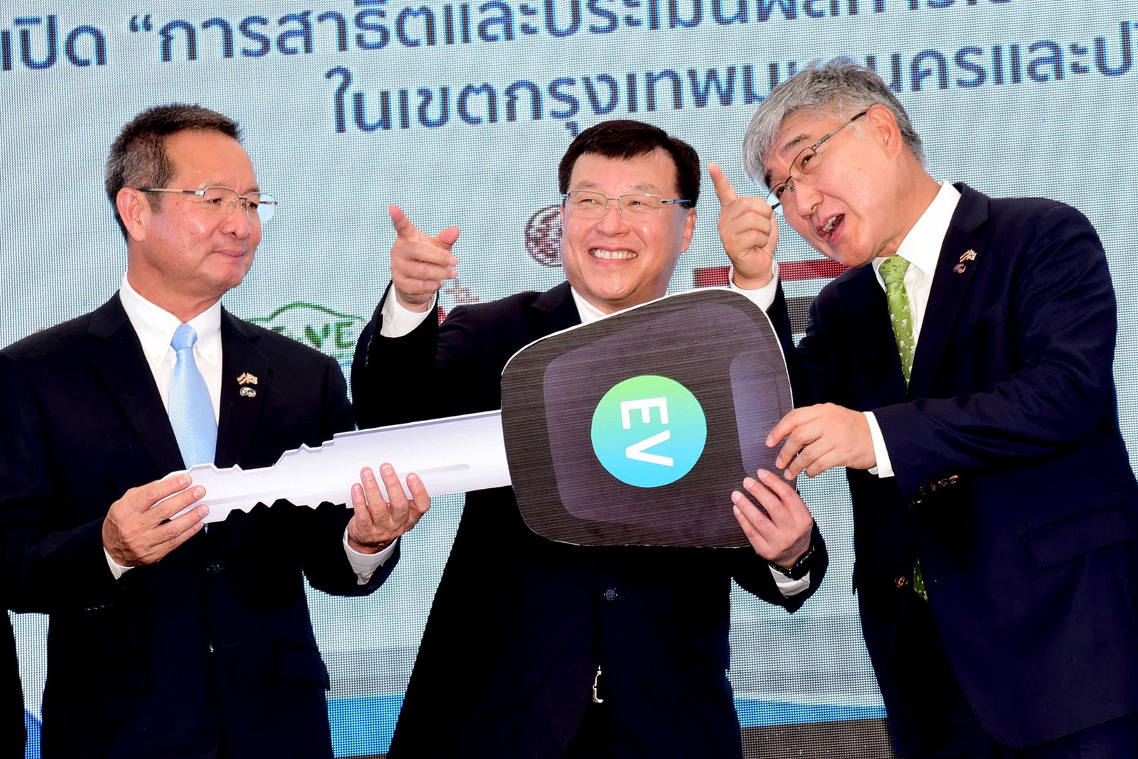 มาแน่รถเมล์ไฟฟ้า “ไพรินทร์” กดปุ่มทดสอบรถเกาหลีนำร่อง 6 เส้นทางกรุงเทพฯ-ปริมณฑล