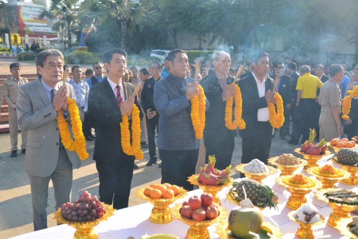 “สนธยา คุณปลื้ม” นำ 4 รองนายกเมืองพัทยา เข้าปฏิบัติงานแล้ว ดันเป็นเมืองนานาชาติ