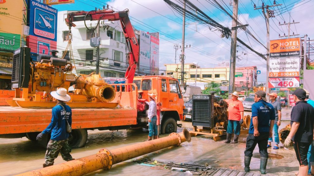 กรมชลฯเฝ้าระวัง9 จว.ใต้ พร้อมระดมเครื่องจักรเครื่องมือเข้าช่วยพื้นที่ผลกระทบอิทธิพล”ปาบึก”