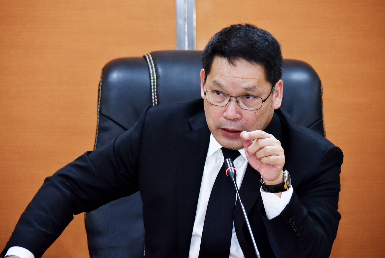ปลดล็อก 50 กม. ตั้งโรงงานเอทานอล-โรงไฟฟ้าจากอ้อยน้ำตาล “อุตตม”ชง ครม. พรุ่งนี้ดันอุตฯไบโอชีวภาพ
