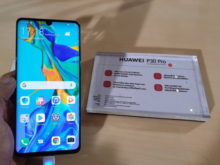 เปิดตัว “Huawei P30 Series” เคาะราคาแพงสุด 31,990 บาท ชูจุดเด่นกล้องซูม 50 เท่า