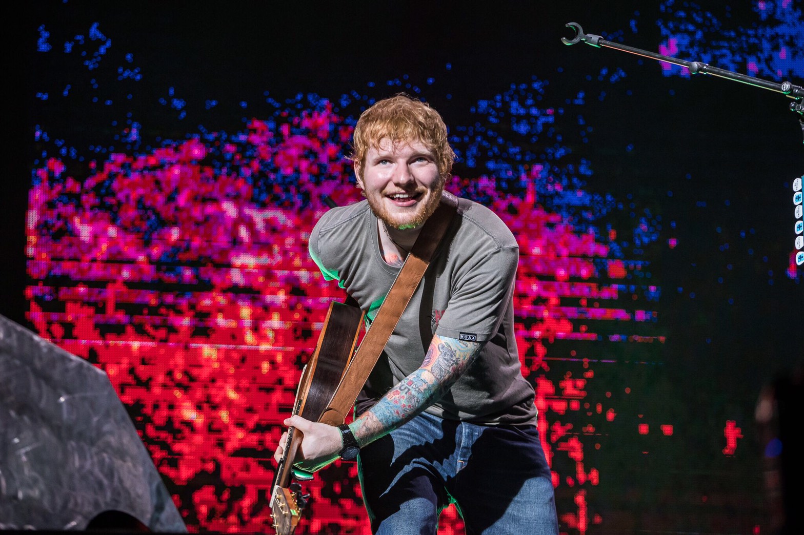 Ed Sheeran Divide Tour 2019 ความสามารถขั้นเทพกับโชว์ยิ่งใหญ่ระดับสเตเดี้ยมทัวร์