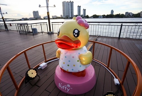 ‘เอเชียทีค’ ดึงน้องเป็ด B.Duck ผุดป๊อปอัพสโตร์ ริมแม่น้ำ