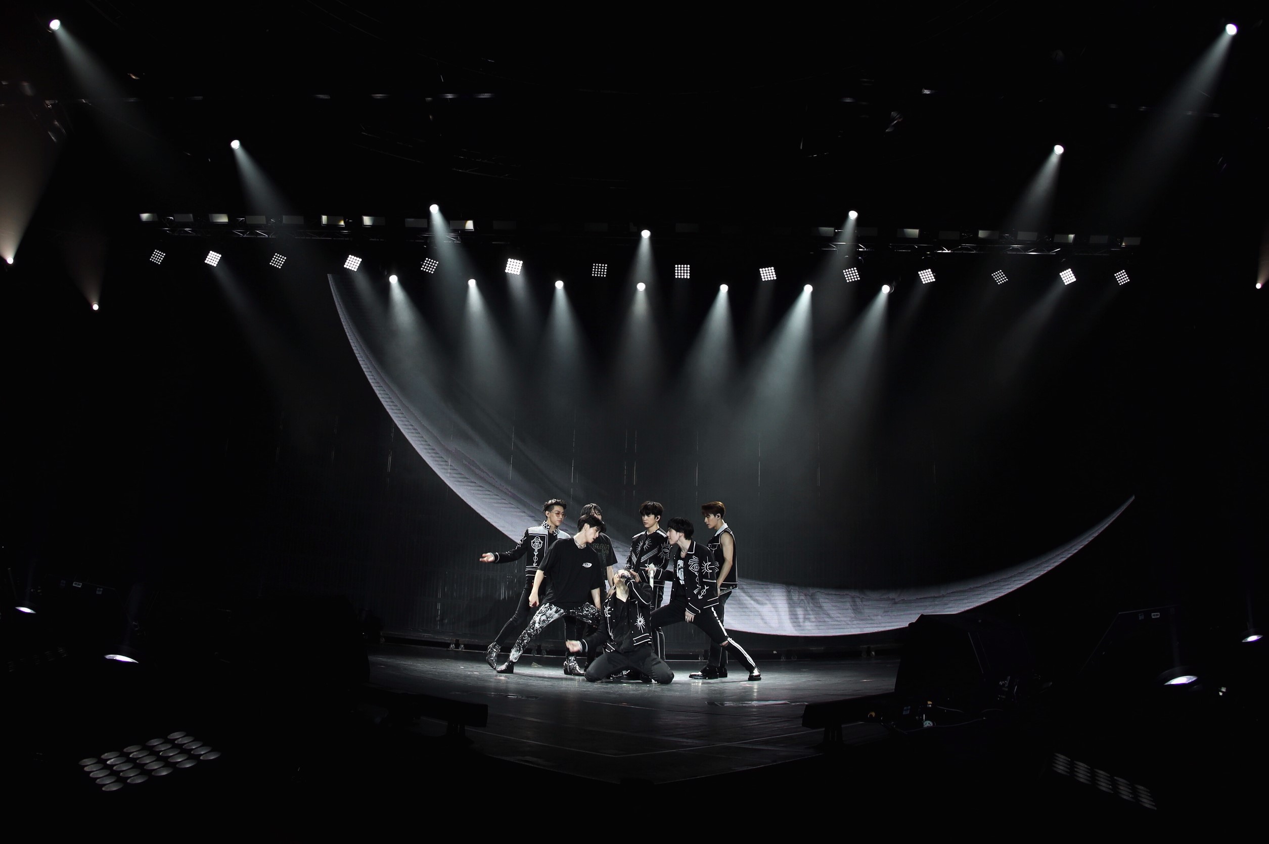 “GOT7” เผยความลับครั้งแรกในโลก! 4NOLOGUE จัดให้เต็มอิ่ม 7 รอบ 7 โชว์ไม่ซ้ำ!