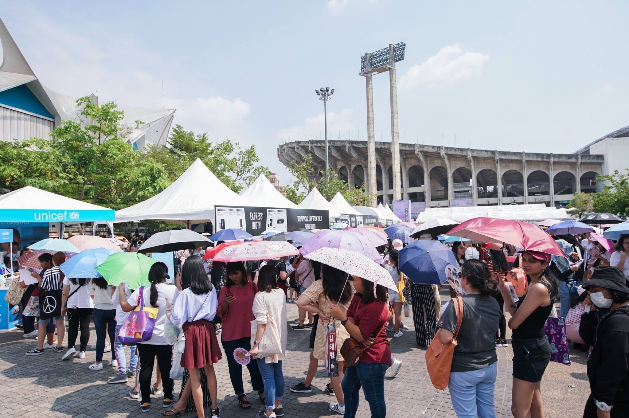 เศรษฐกิจฝืด อีเวนต์เกาหลีขายบัตรยาก ไอมี่ ไทยแลนด์ จับมือ 5 แบงก์ ผ่อนค่าบัตร
