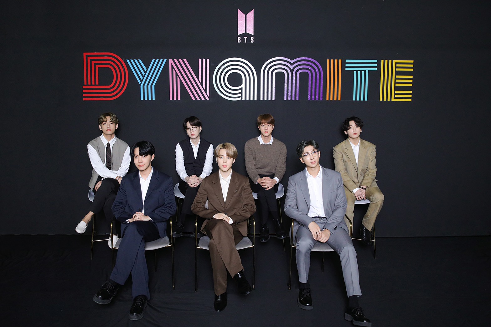 สนั่นวงการ! เคป็อปชื่อดัง ‘BTS’ กลายเป็นเศรษฐีร่วมถือหุ้นต้นสังกัด “Big Hit”