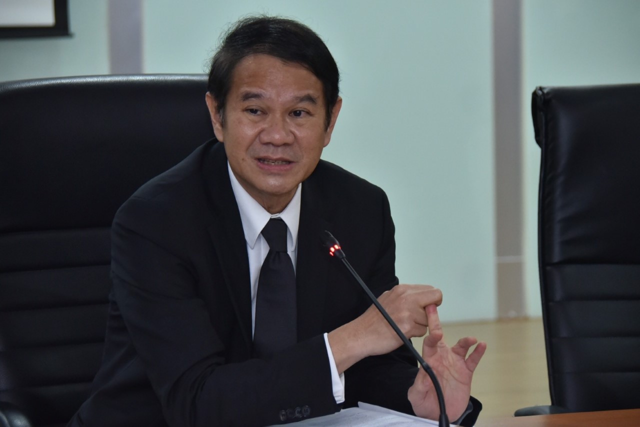 พลังประชารัฐ เปิดตัว ดร.คณิศ อดีตเลขาฯอีอีซี ร่วมทีมเศรษฐกิจ