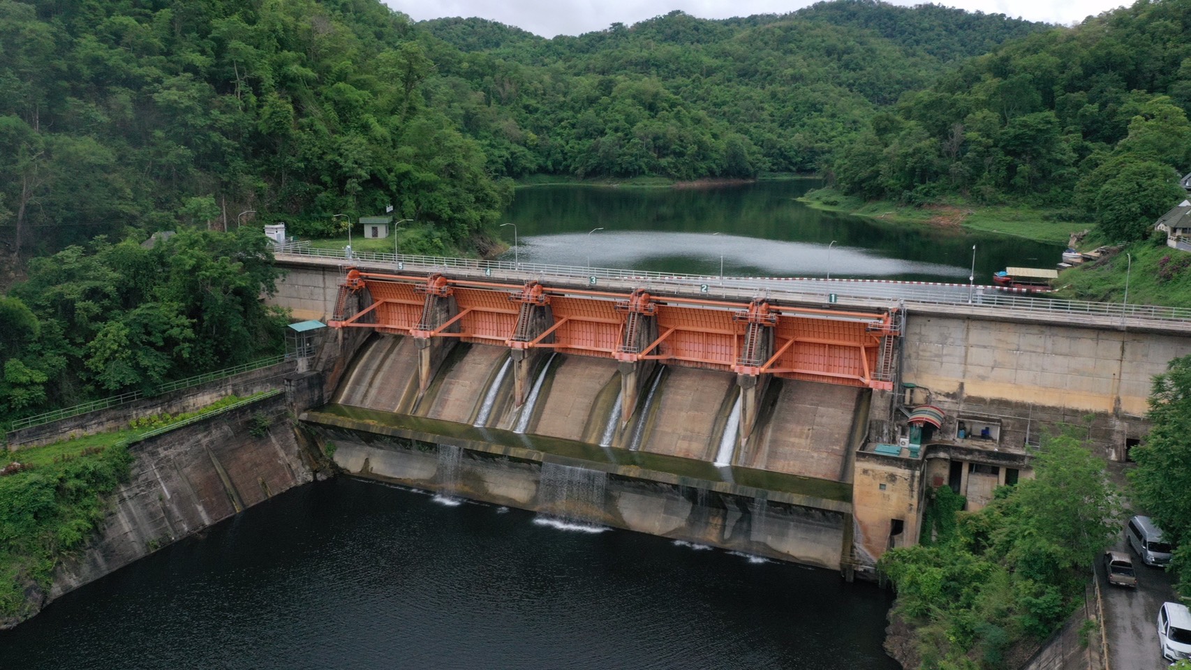 อีสานแล้ง ชาวบ้านขอฝนหลวง ลุ้นพายุโซนร้อน “เจิมปากา” เติมน้ำเขื่อน