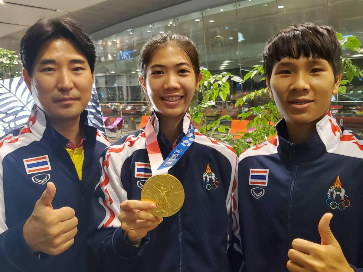 น้องเทนนิส เหรียญทองโอลิมปิก กลับไทยวันนี้ ภูเก็ตเตรียมต้อนรับ