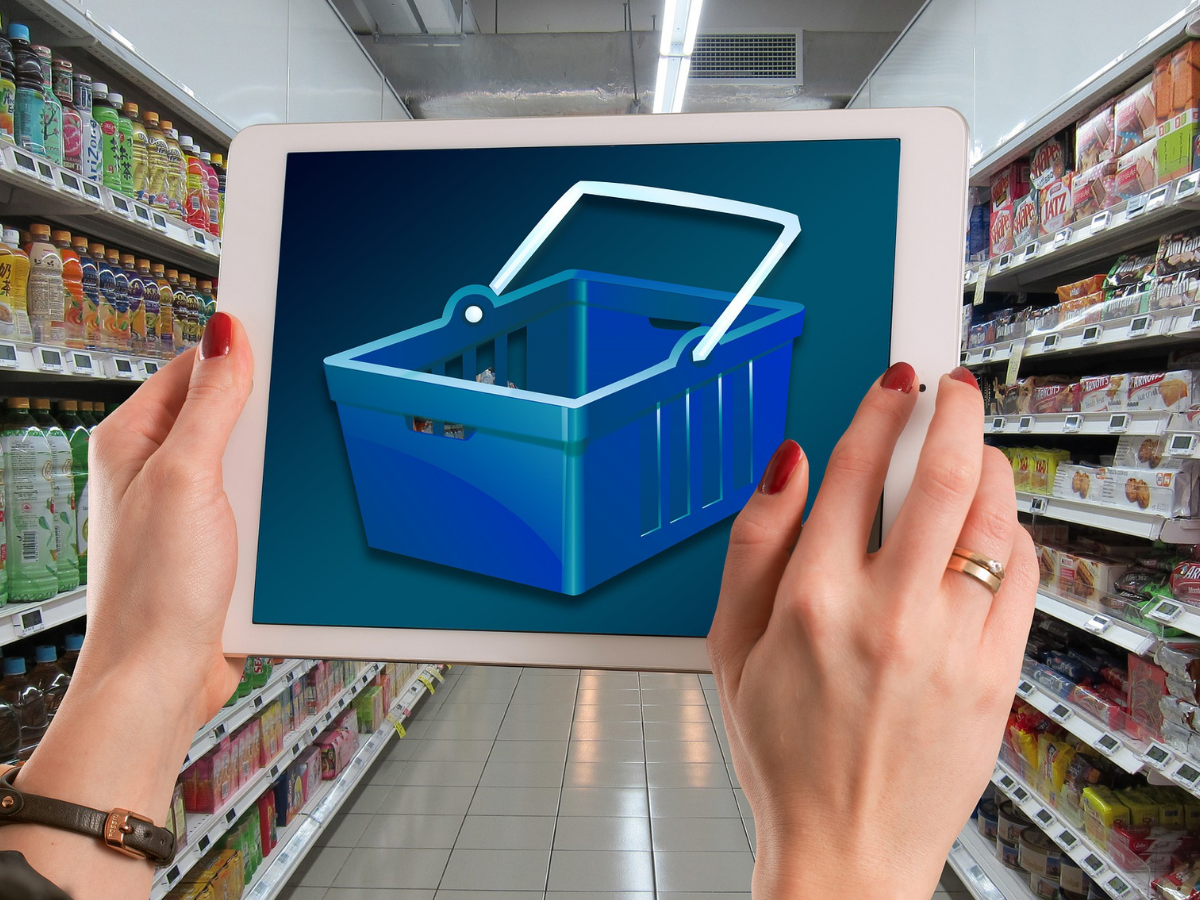 เปิด 4 ธุรกิจรุ่ง ได้ประโยชน์จากค้าปลีกออนไลน์ (E-commerce)