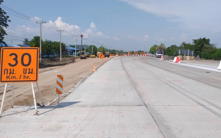 อนุมัติงบกลางฯ 2,125 ล้านบาท ซ่อมถนนจากน้ำท่วม 17 จังหวัด