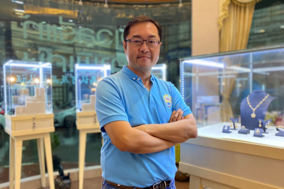 ชายพงษ์ นิยมกิจ ประธานหอการค้าจังหวัดจันทบุรี ดันผลไม้-อัญมณี-ฟื้น ศก.
