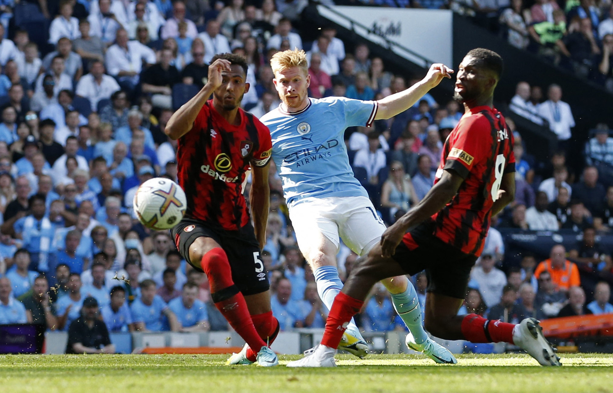 ผลบอลพรีเมียร์ลีก แมนฯซิตี้ ถล่ม บอร์นมัธ 4-0 อาร์เซนอล ชนะ เลสเตอร์ 4-2