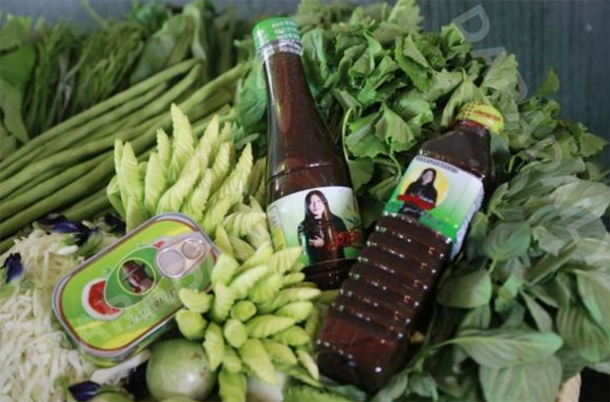อ.ไข่ มาลีฮวนน่า เปิดตัว น้ำปลาร้า “แสงจันทร์” รุกตลาดต่างประเทศ