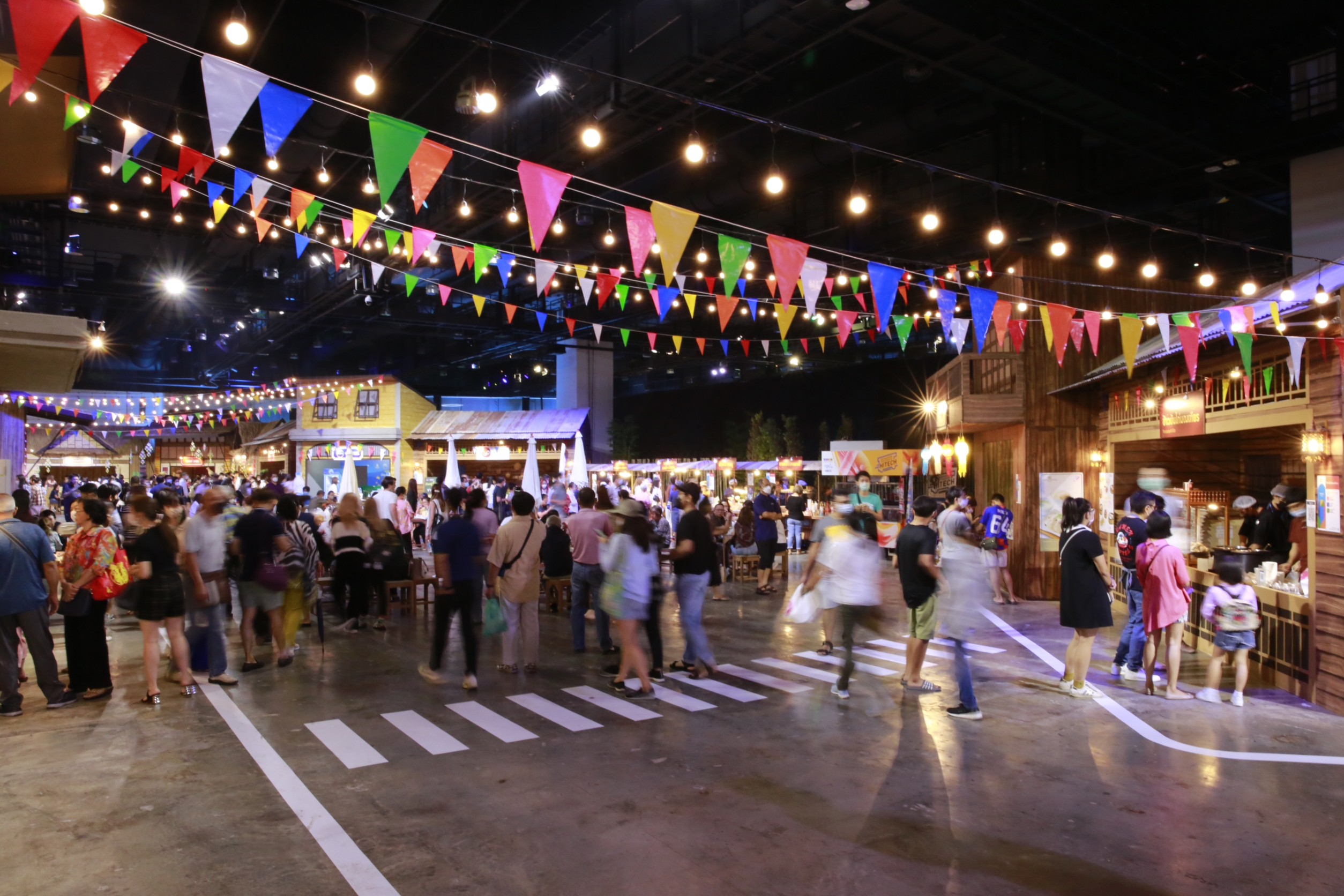 SX 2022 วันสุดท้ายคึกคัก! ประชาชนแห่ชมนิทรรศการความยั่งยืน พร้อมชิม-ช็อป แน่นศูนย์สิริกิติ์