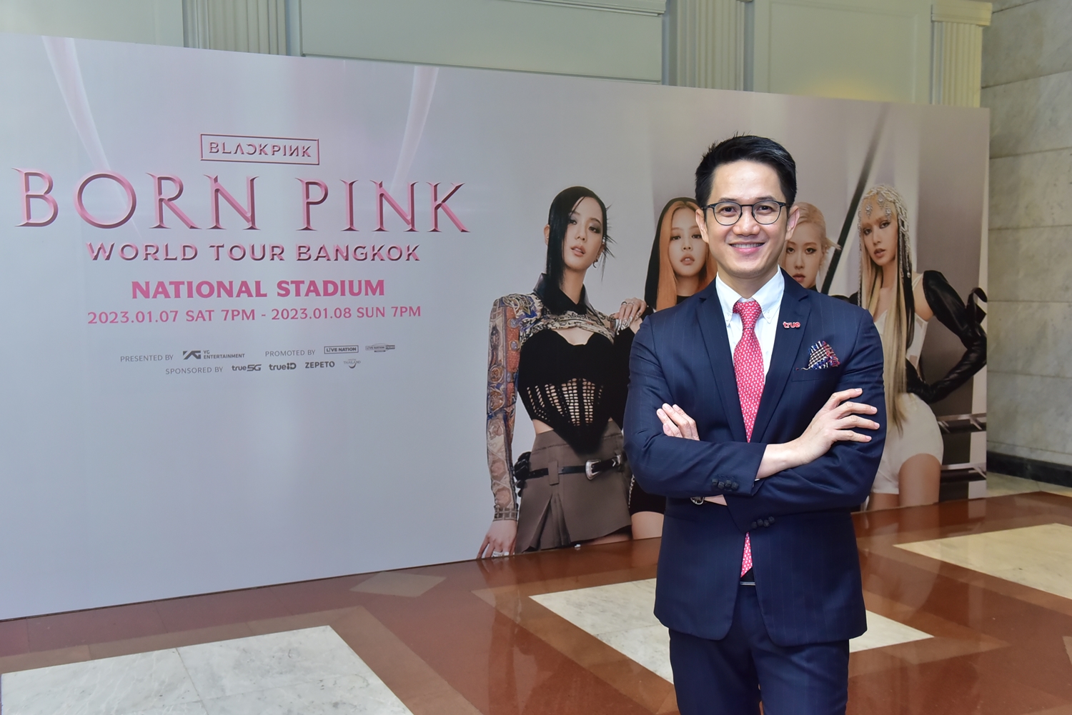 “กลุ่มทรู” อัดฉีดกิจกรรม เอาใจลูกค้า-BLINKs ชาวไทย