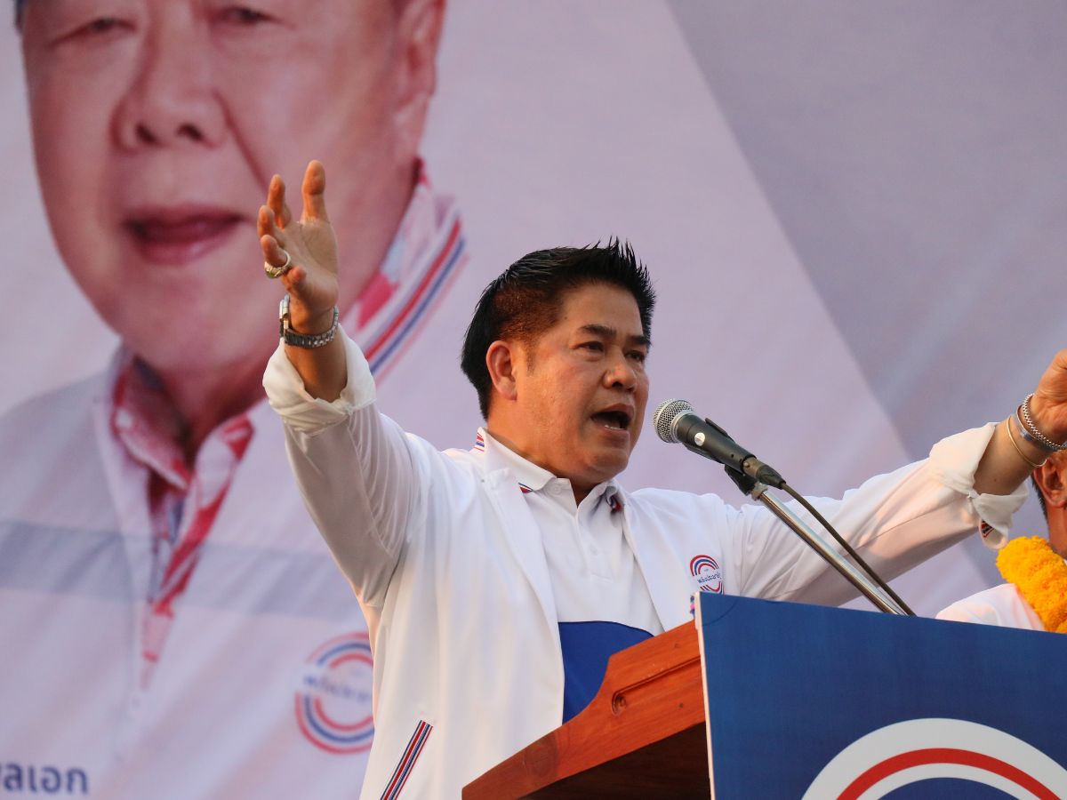 เสธ.หิ – ธรรมนัส พลังประชารัฐสาวหมัด “ไม่ยอมให้ไอ้อีผู้ใดชักศึกเข้าบ้าน”