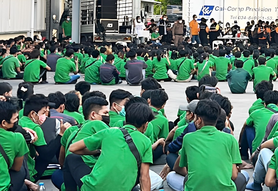 บริษัทใหญ่ปรับโครงสร้างเลิกจ้างกว่า 1 พันคน เตรียมส่งแรงงานกลับประเทศ