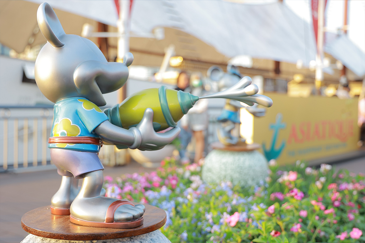 DISNEY 100 VILLAGE เรื่องราวเหนือกาลเวลา : เอเชียทีค