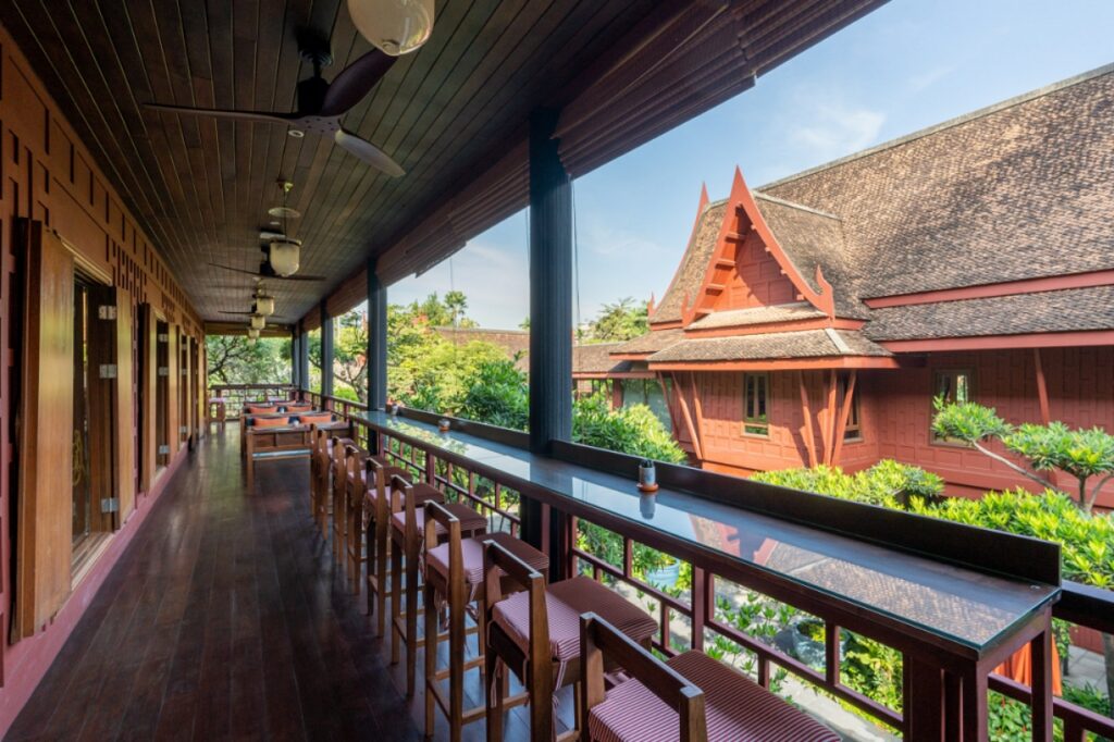 จิม ทอมป์สัน เปิด “JIM'S TERRACE”