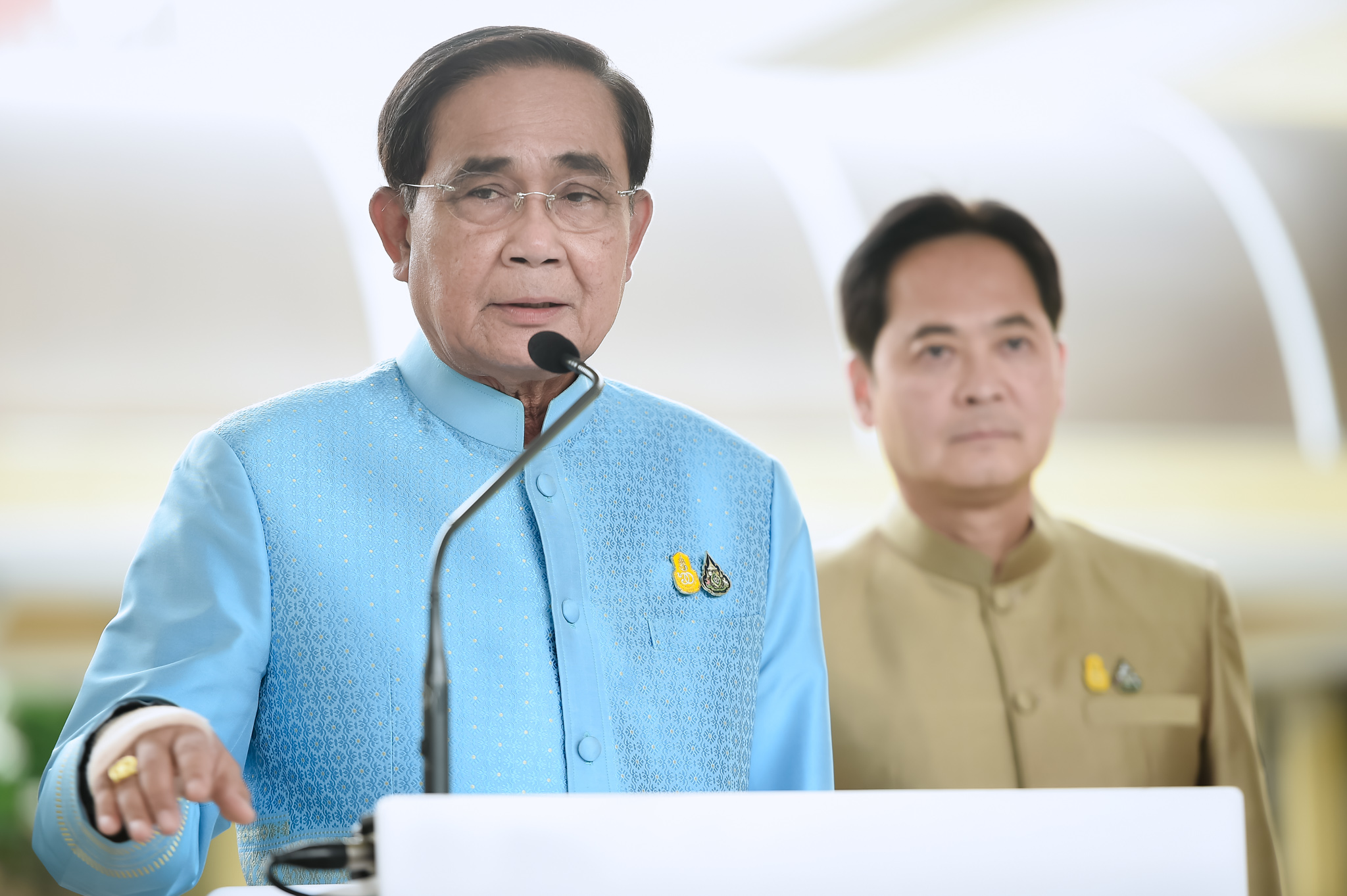 ประยุทธ์ รักษาการ ทำอะไรไม่ผ่าน อนุมัติอะไรไปแล้วบ้าง
