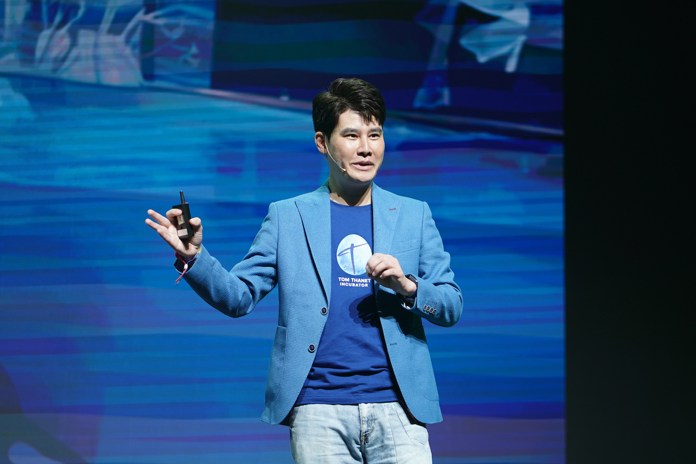 ทอม ธเนศ แชร์ 4 หลักการสร้างผู้นำ บริหารคน Gen Z เพื่อธุรกิจยั่งยืน