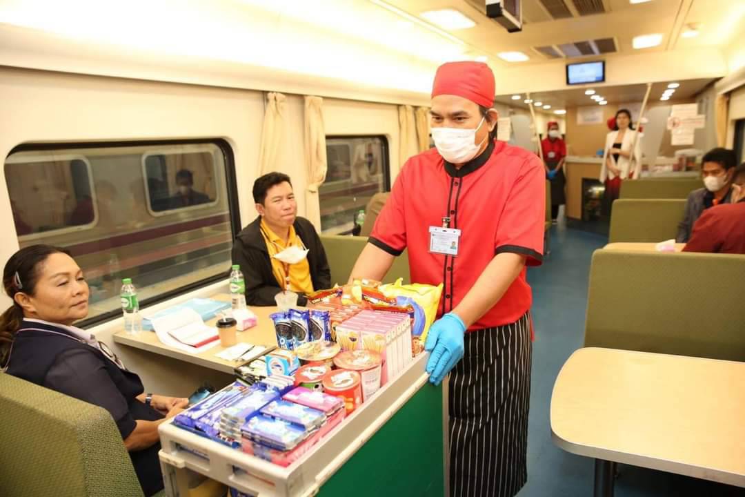 เจอข้าวกล่องบนรถไฟ 190 บาท การรถไฟฯ พบผิดจริงกำชับดูแลผู้เสียหาย