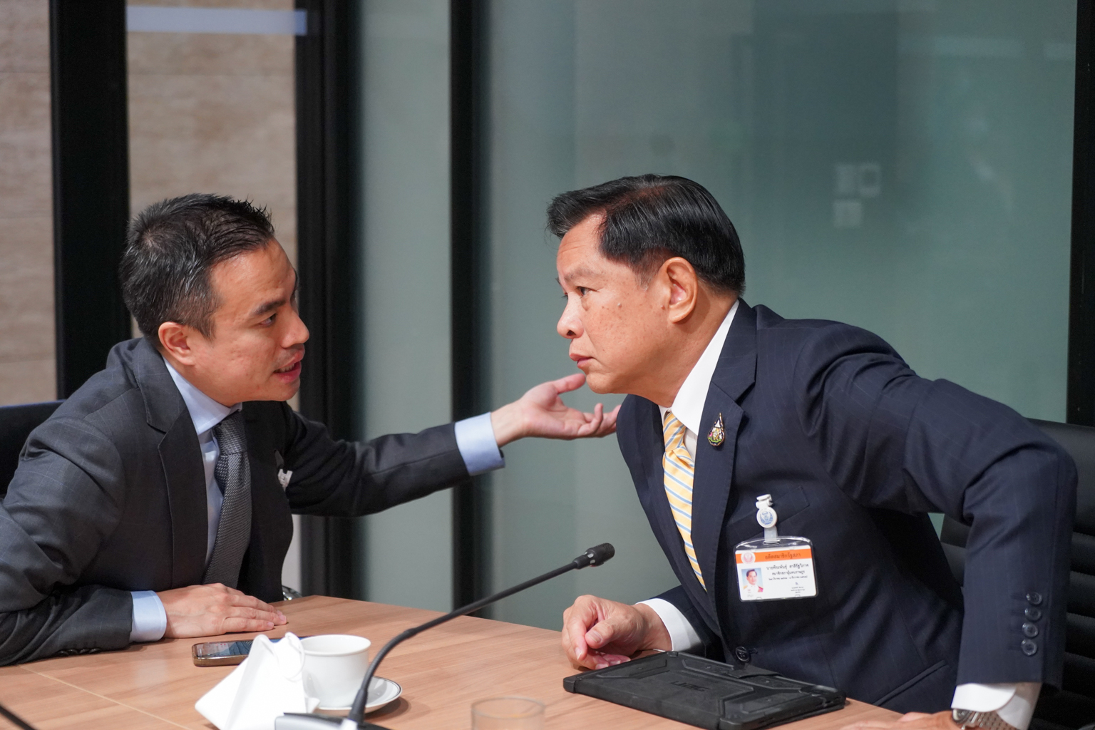 รวมไทยสร้างชาติ ไม่เสนอ พีระพันธุ์ แข่งนายกฯ พิธา ไม่เอารัฐบาลเสียงข้างน้อย