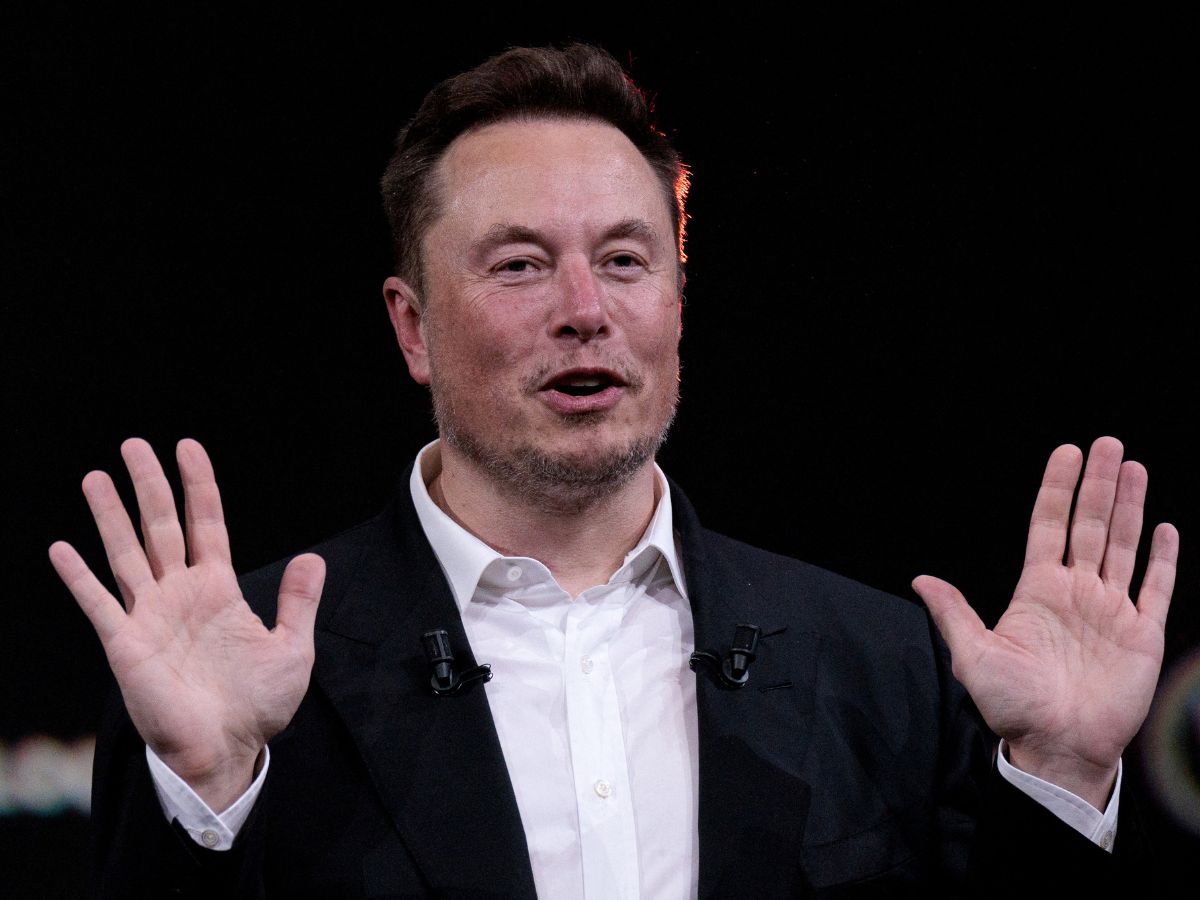 อีลอน มัสก์ พลิกกลับมารวยเป็นที่ 1 ของโลก เพราะ Tesla
