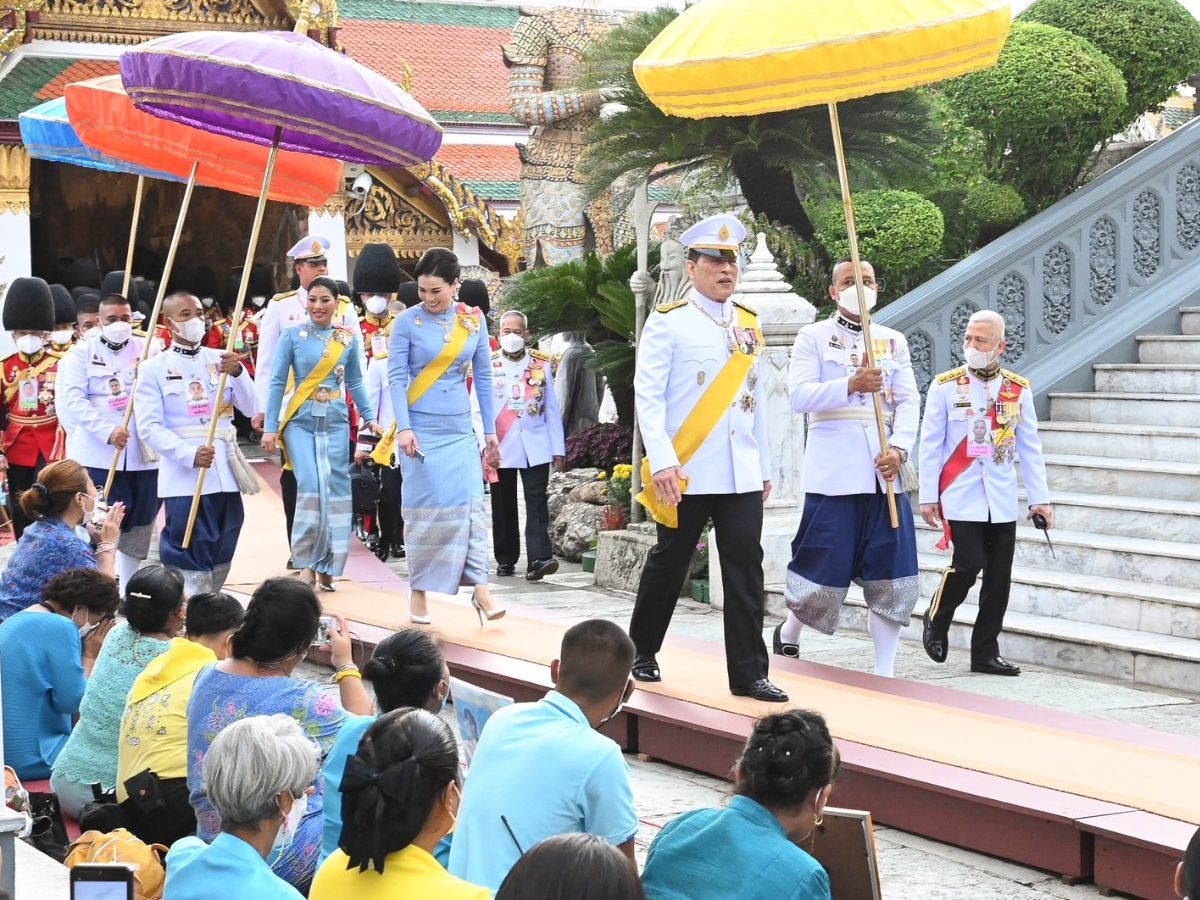 ในหลวง เสด็จฯบำเพ็ญพระราชกุศล เนื่องในวันเฉลิมพระชนมพรรษา พระพันปีหลวง