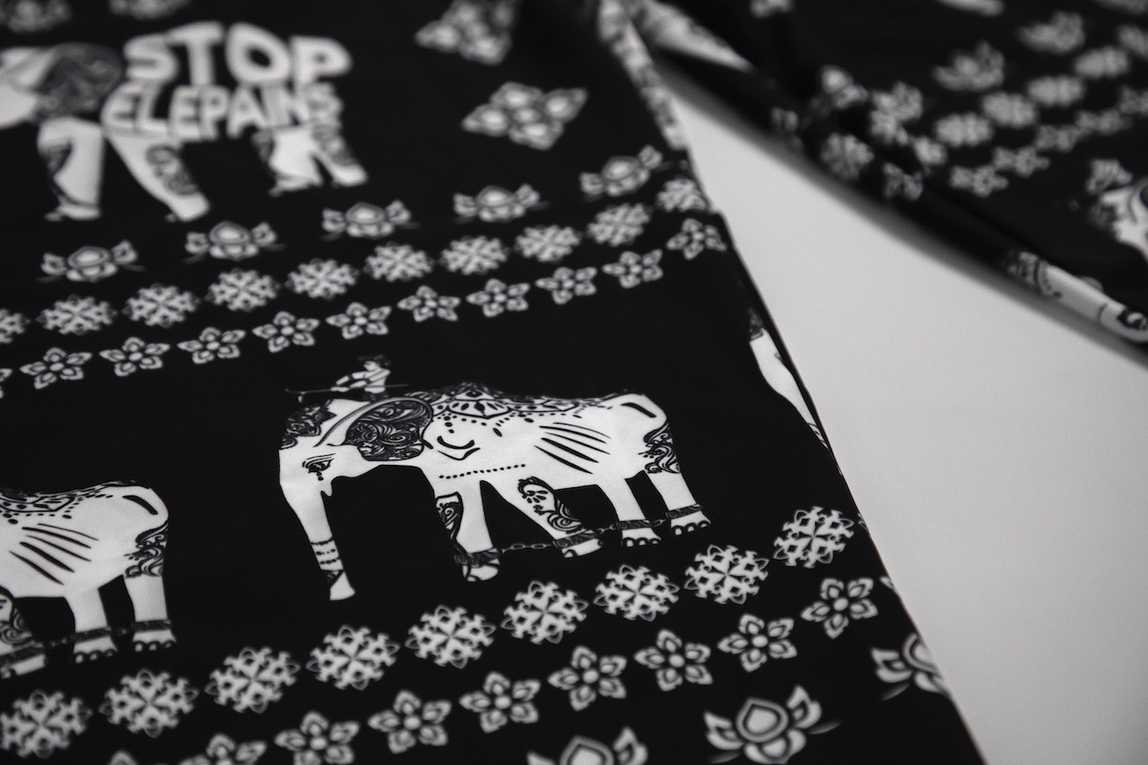 กางเกงช้าง “Stop Elepains” กับลวดลายที่เผยอีกด้านของการทรมานช้างไทย