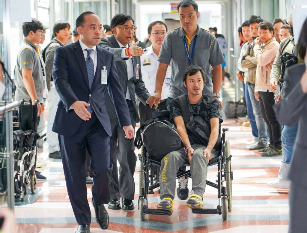 แรงงานไทยในอิสราเอลชุดแรกเดินทางถึงไทย