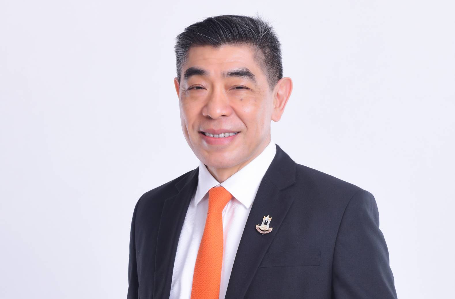 กมลภพ วีระพละ