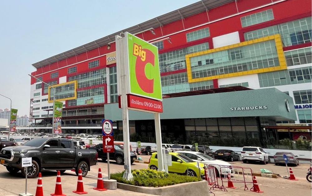 คนลาวแห่เช็กอิน “บิ๊กซี ซูเปอร์เซ็นเตอร์” สาขาใหญ่-สาขาแรกในลาว