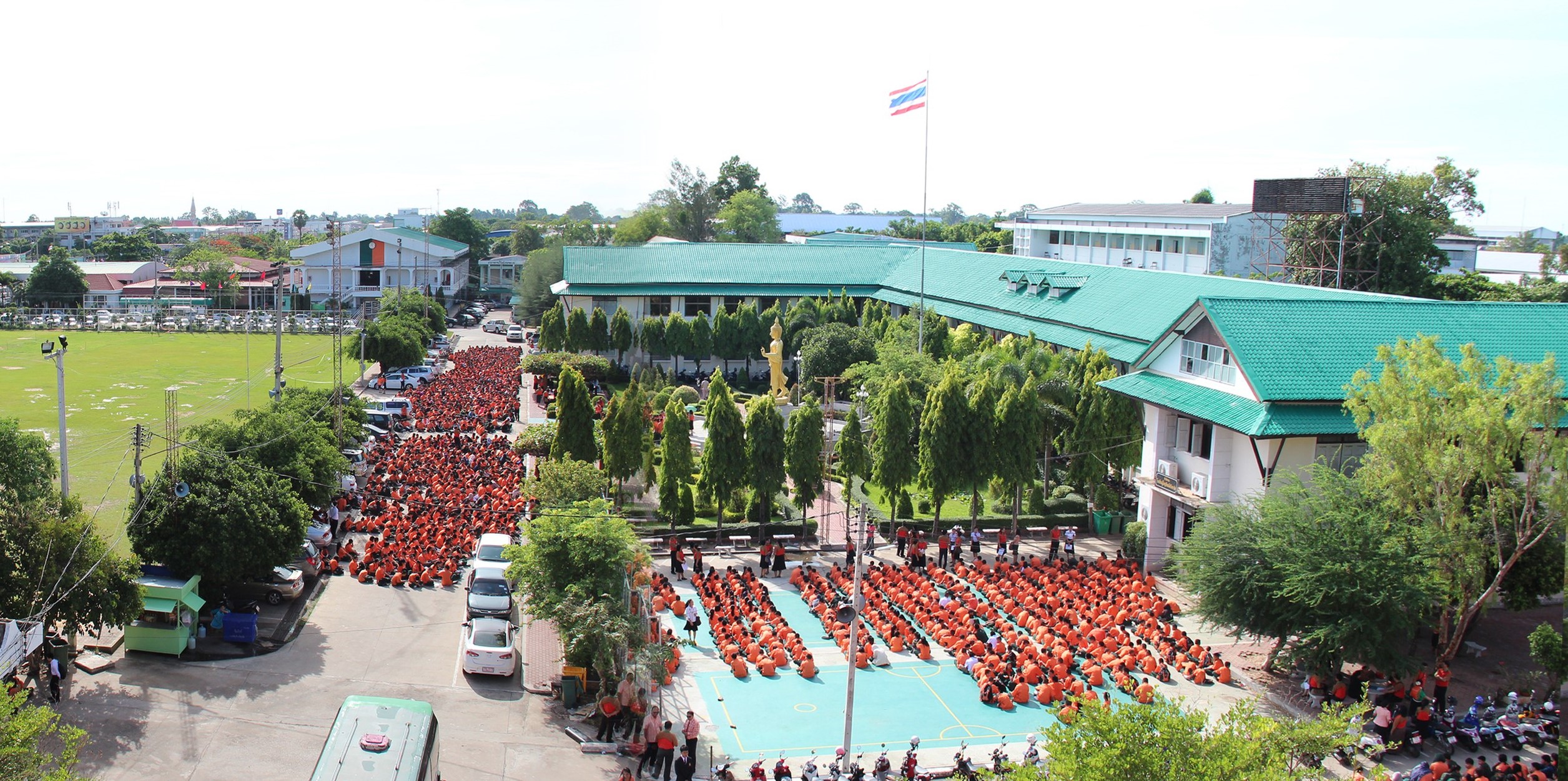 นักเรียน ม.6 โรงเรียนร้อยเอ็ดวิทยาลัย สอบผ่านคณะแพทย์ 42 คน
