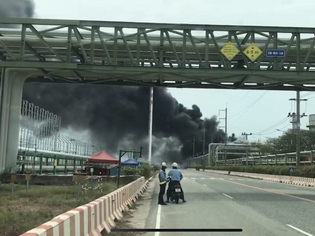 เกิดเหตุถังเคมีระเบิดเพลิง