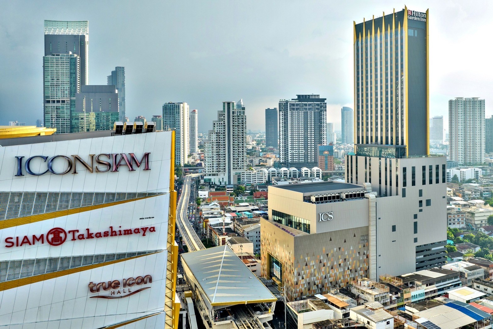สยามพิวรรธน์ เปิดพื้นที่รับบริจาคจากช่วยเหลือ รพ. จากเหตุธรณีพิบัติภัย