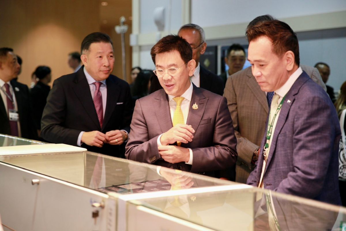 บางกอกเจมส์ครั้งที่ 70 วันแรกคึกคัก คาดเงินสะพัดกว่า 100 ล้านเหรียญ