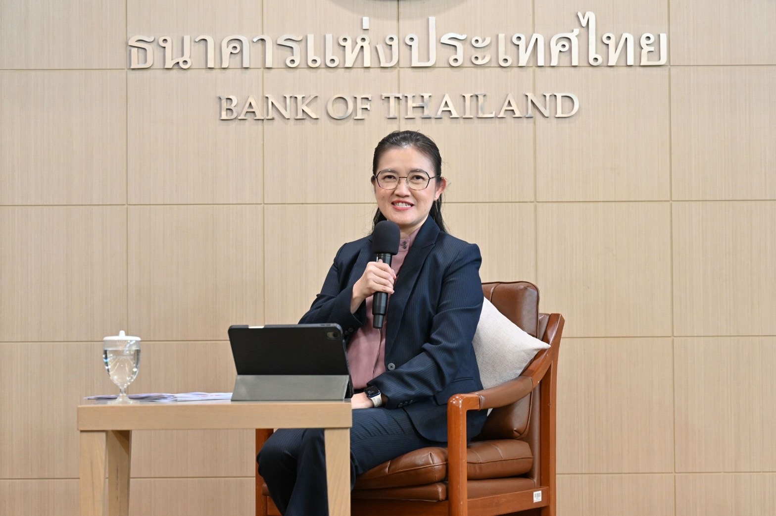 ธปท.คาดมาตรการแก้หนี้ครัวเรือนชัดเจนก่อนสิ้นปี เคาะลด FIDF ช่วยอุ้มลูกหนี้