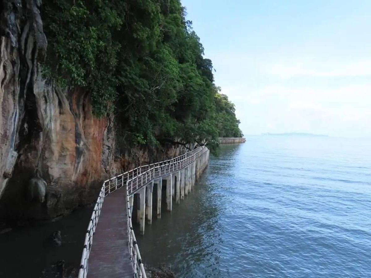 ตรัง ชวนนักท่องเที่ยวสัมผัส “สวรรค์แห่งอันดามัน” 
