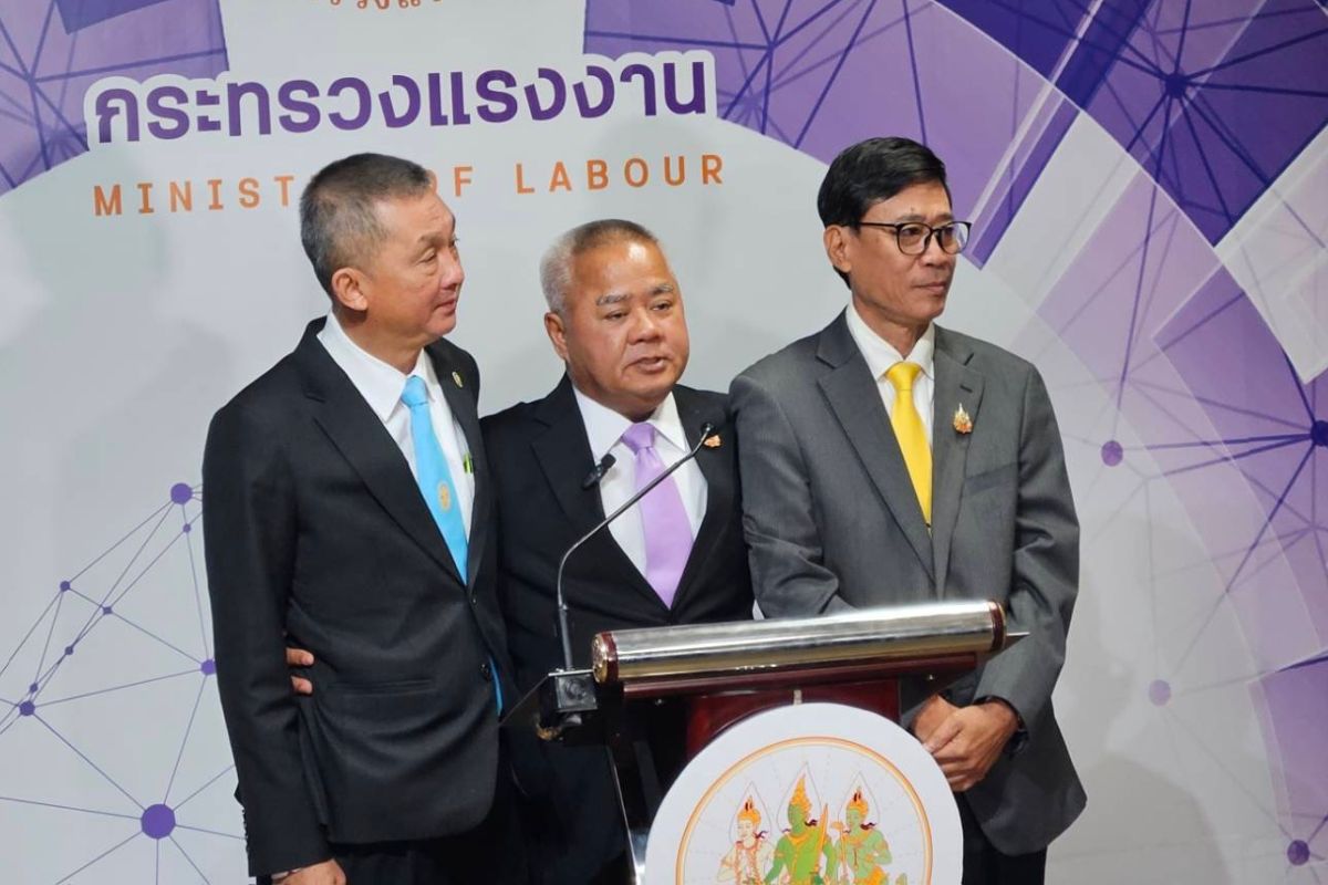 ค่าแรง 400 ยังไม่จบ บอร์ดไตรภาคี นัดประชุมใหม่ 23 ธ.ค.นี้