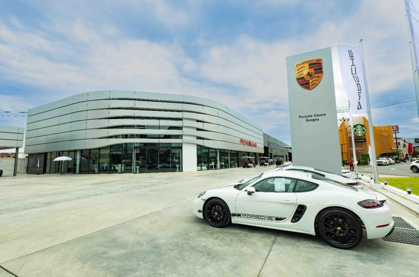 เฉลิมฉลองการเปิดตัวสุดยิ่งใหญ่ “Porsche Centre Bangna” ให้ได้สัมผัสกันอย่างใกล้ชิดในประเทศไทย