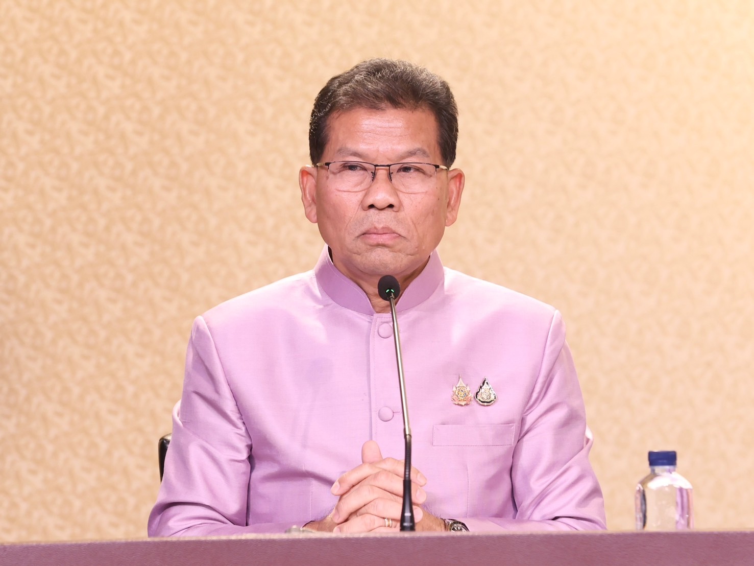 ครม.เห็นชอบร่างกฎห้ามนักเรียนยุ่ง ‘บุหรี่-บารากู่ไฟฟ้า’ พร้อมกำหนดบทลงโทษ