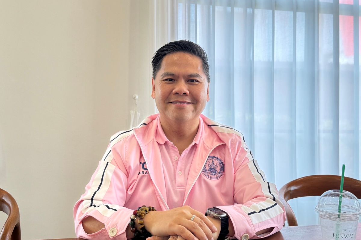วราวุธ ลั่น รมต.ทุกคนพร้อมช่วยนายกฯ สู้ศึกอภิปราย ชทพ. 10 เสียงยกมือให้แน่