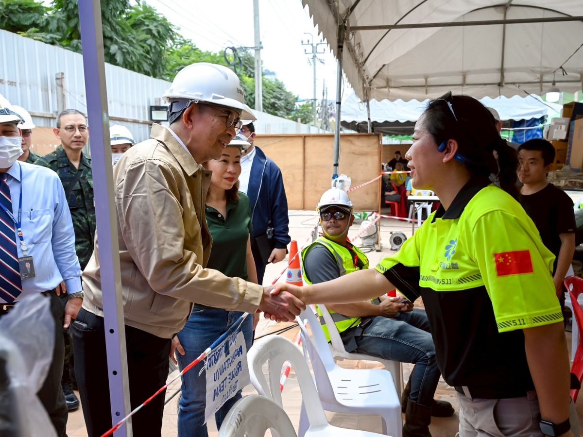 รมว.กต. เผยทีมกู้ภัยต่างชาติมั่นใจเครื่องมือ-บุคลากรไทยมีความพร้อม